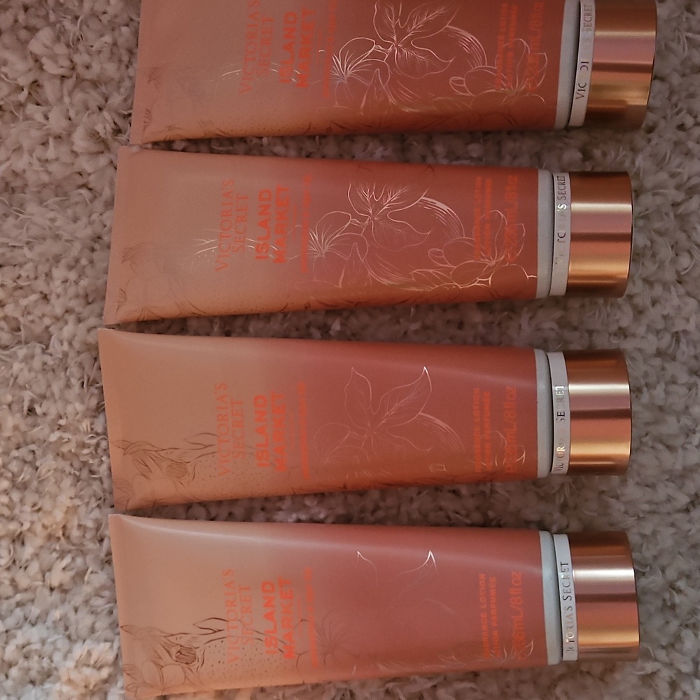 4 Victoria's Secret Island Market Body Lotion Set - Peach and Coral